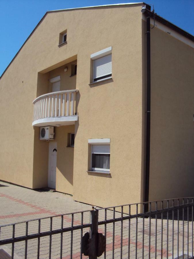 Sky & Sand Privlaka  Exterior photo